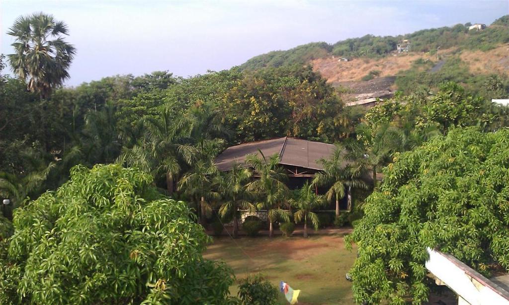 Pali Beach Resort Mālād Esterno foto