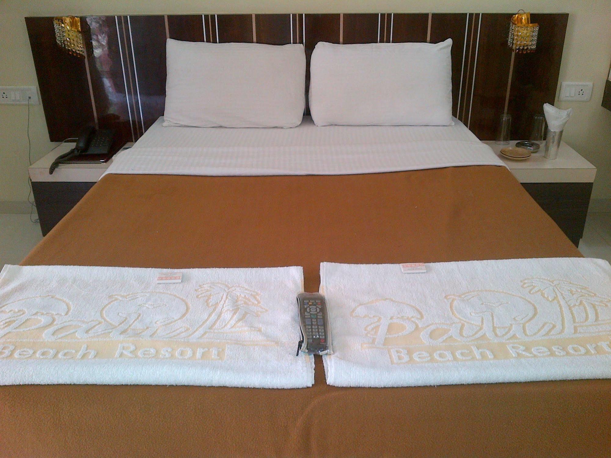 Pali Beach Resort Mālād Esterno foto